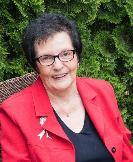 Obituary of Elvira Marian Saunders (nee Kimble)