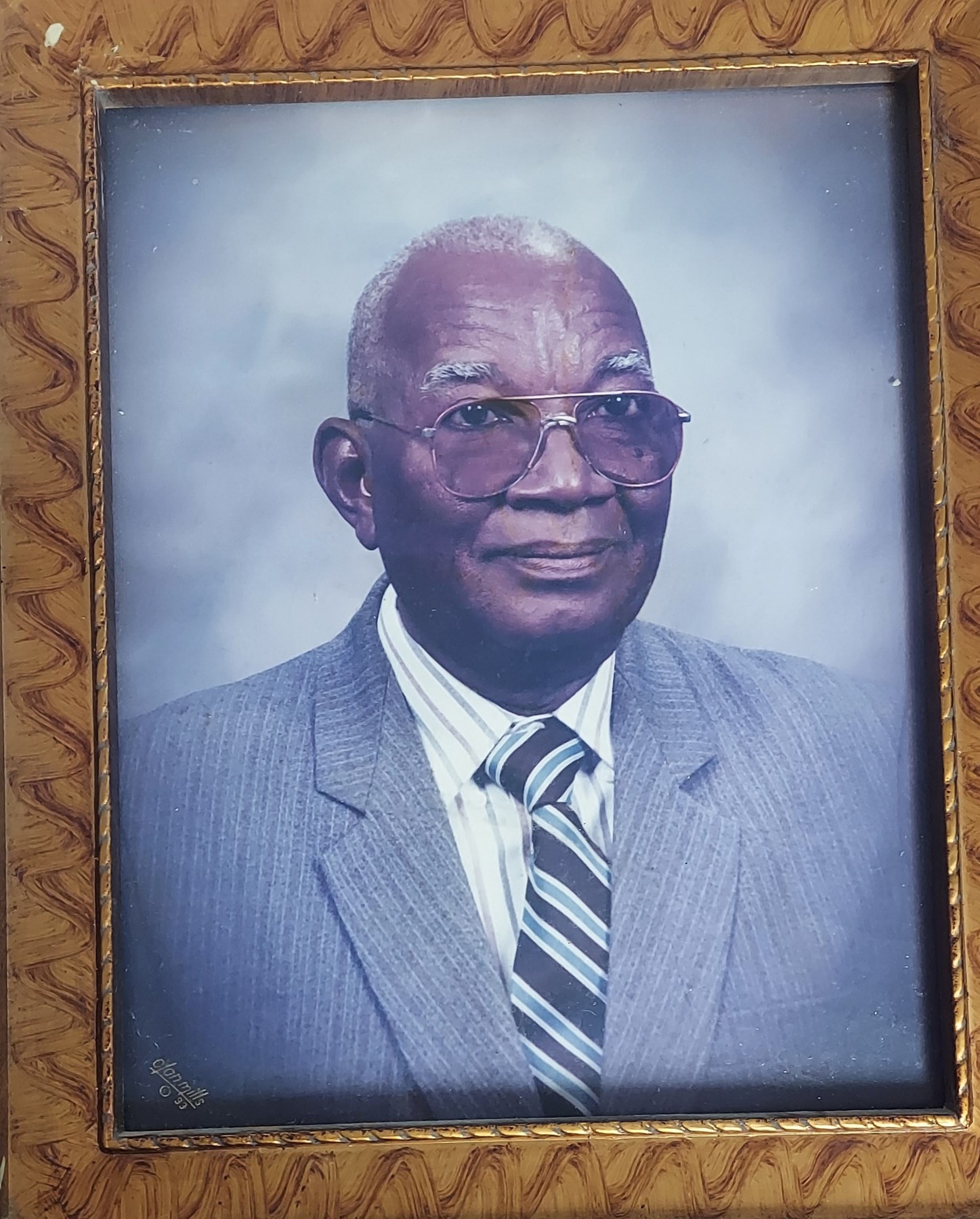 Obituary of Elius Jean Louis