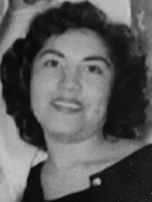 Obituary of Mercedes Y Arvizu
