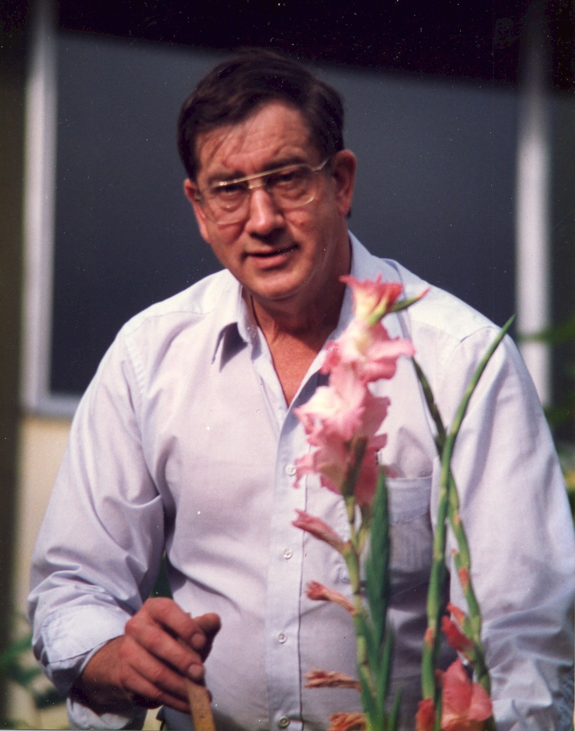 Obituary of Phillip E. Mee