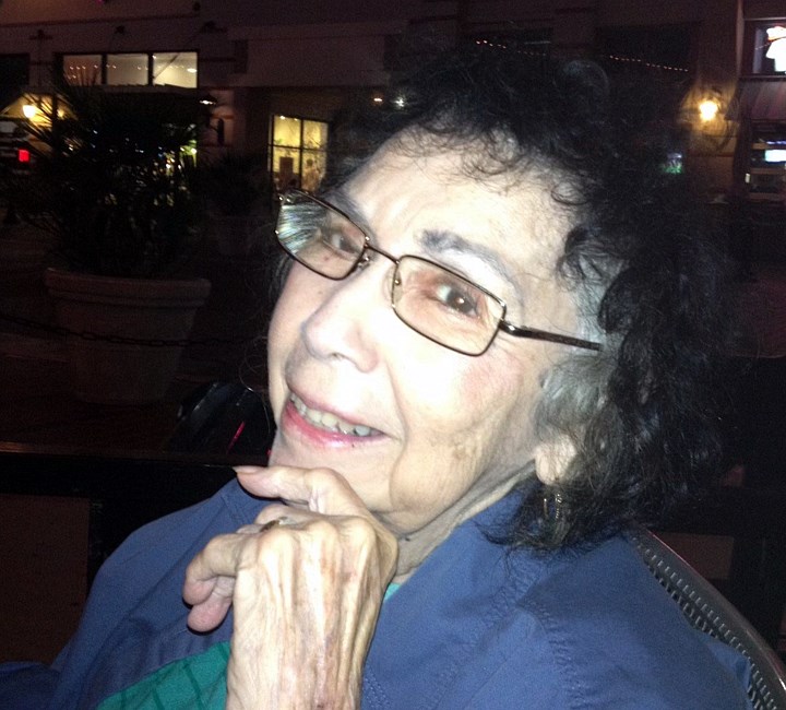Obituario de Dolores Martinez Cordova