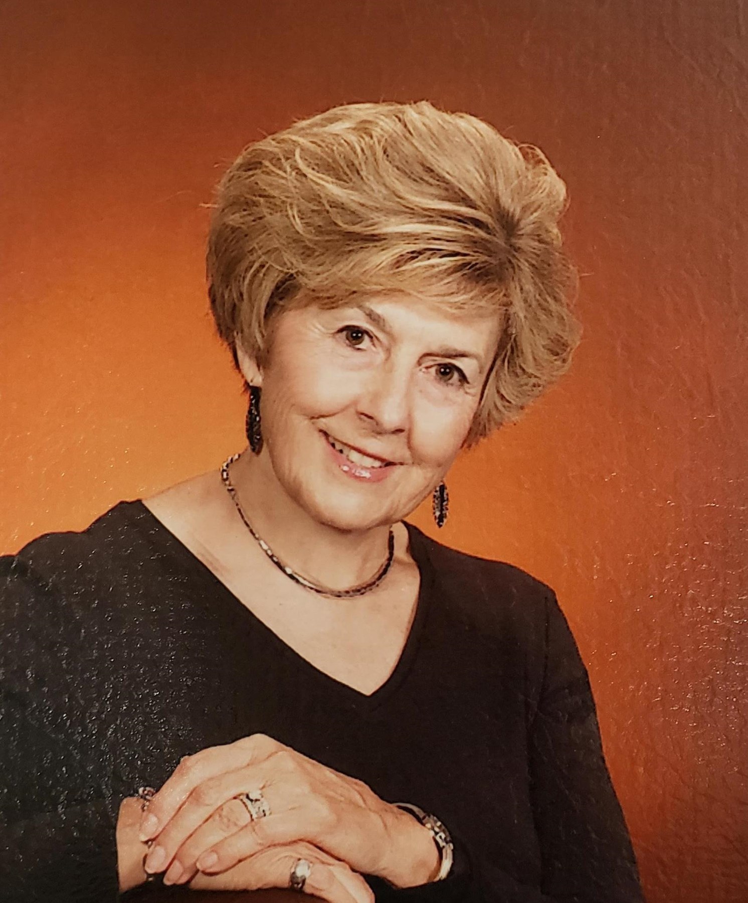 Obituary of Gloria Christina Vittek