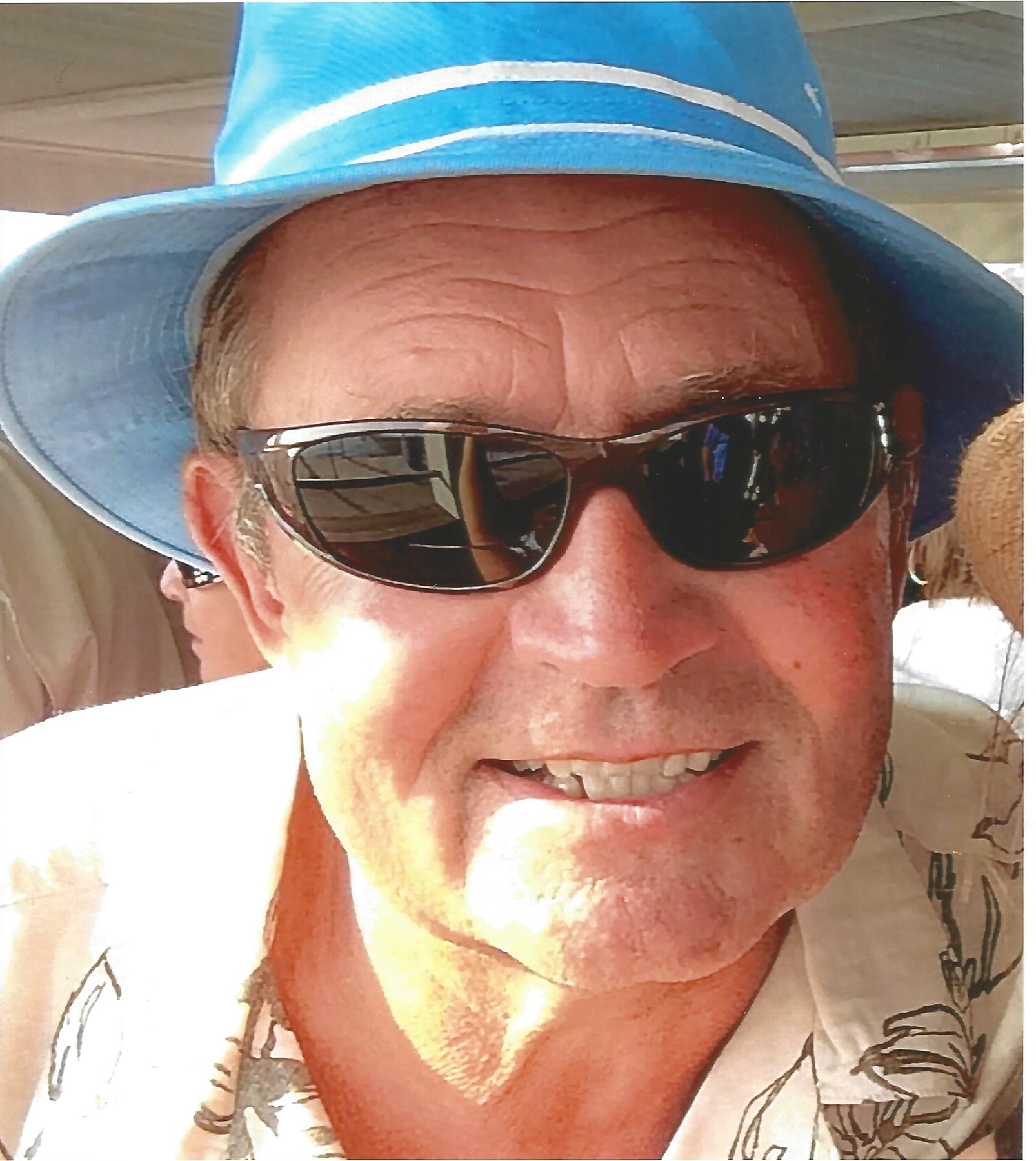 Obituary of Robert Martin Russell