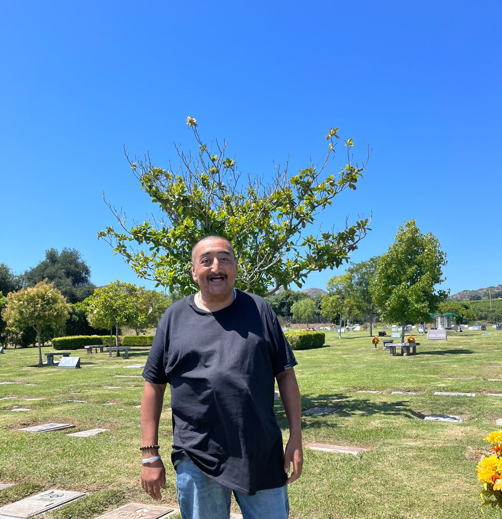 Obituario de Guillermo F. Reyes