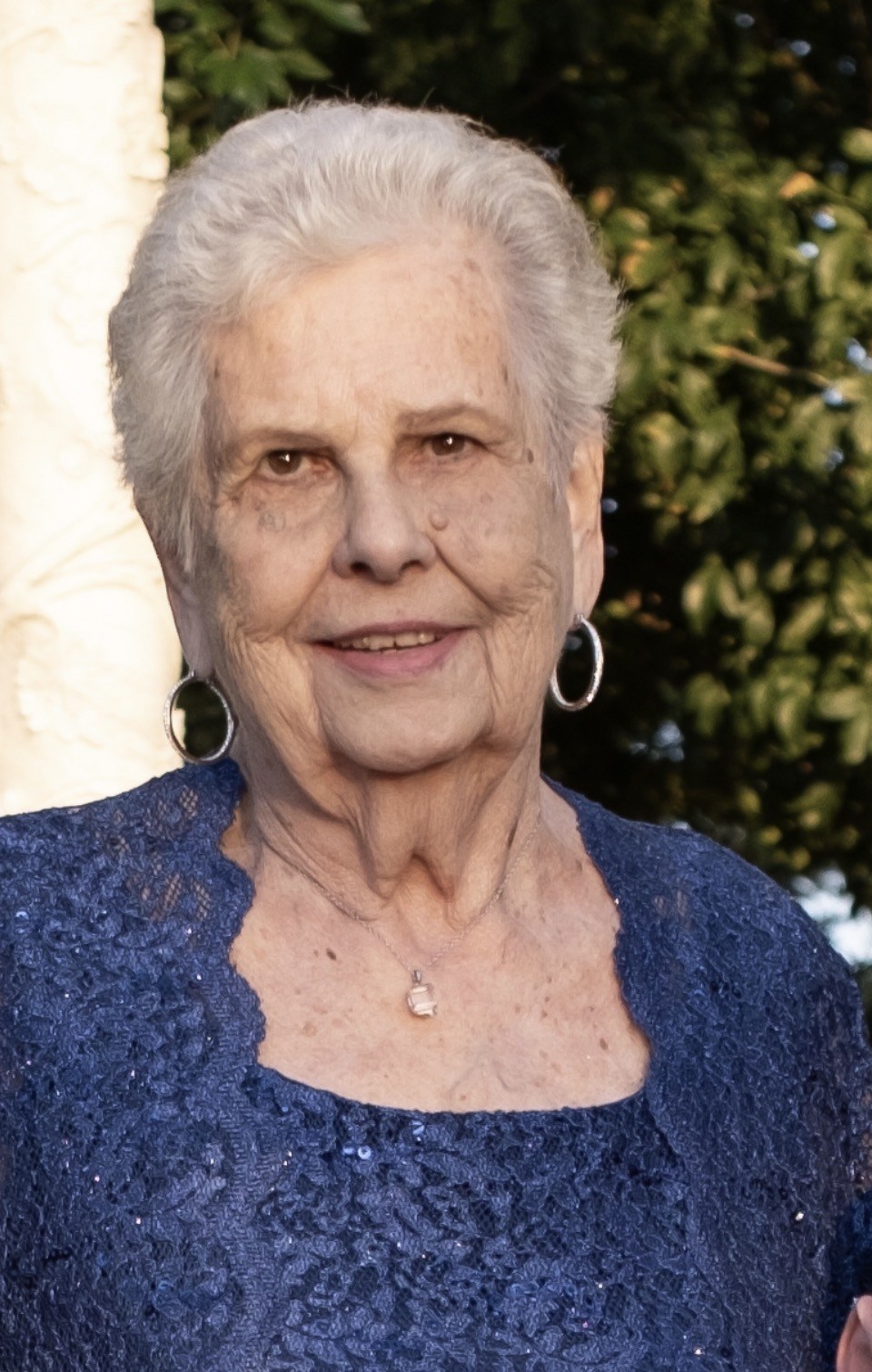 Obituary of Marie Elizabeth Ross