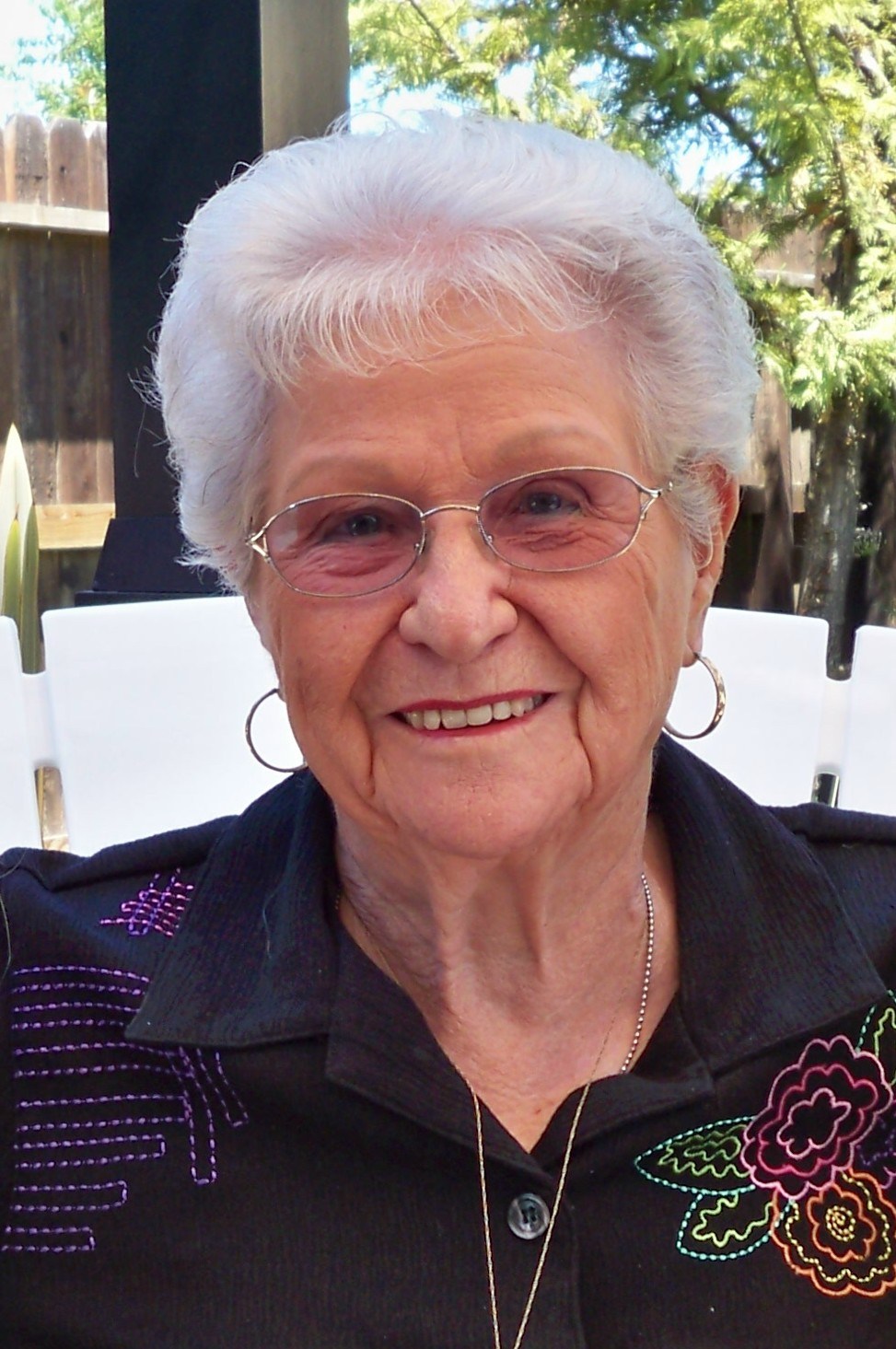 Avis de décès de Helen Elizabeth Warren