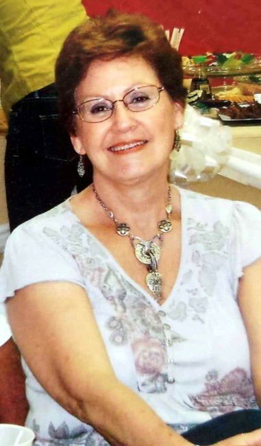 Obituary of Aurora "Lola" Perez Mendoza
