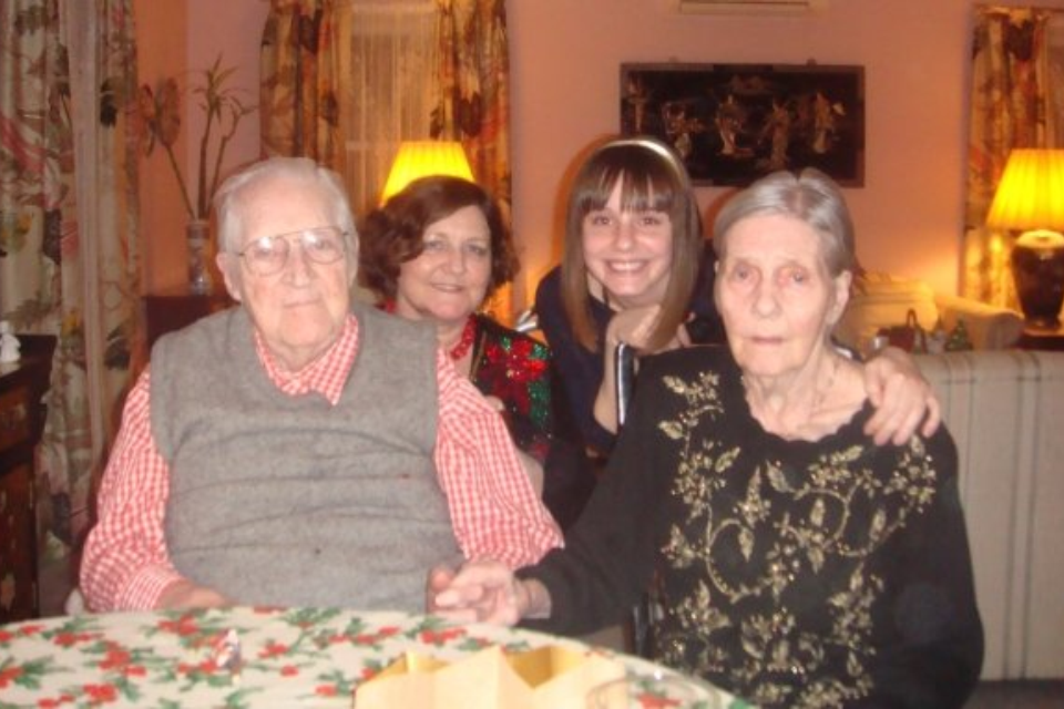 Obituario de John J. McKenna