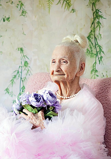 Avis de décès de Maria R Rivero