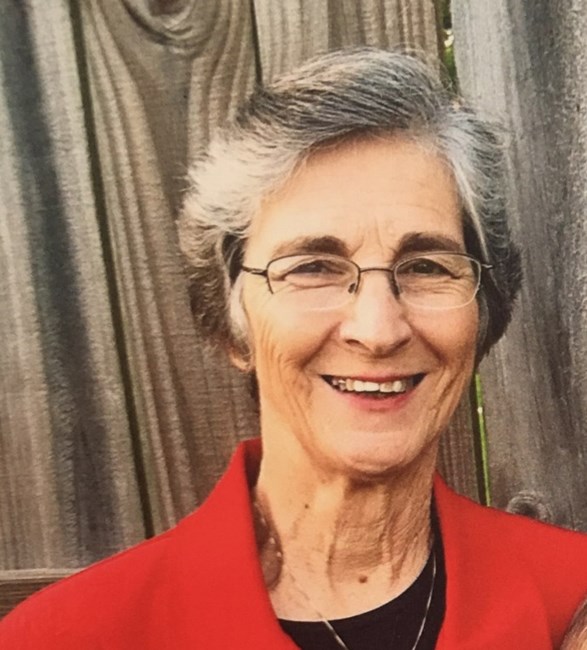 Obituary of Betty Carlisle