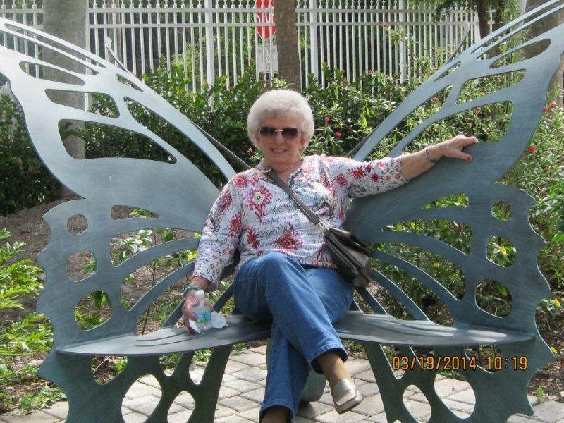 Obituary of Carolyn "Patsy" McKnight