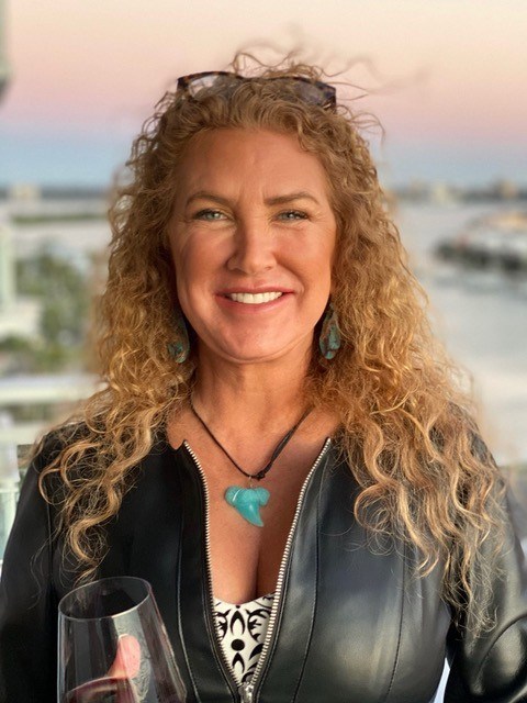 Obituary of Dona Gray