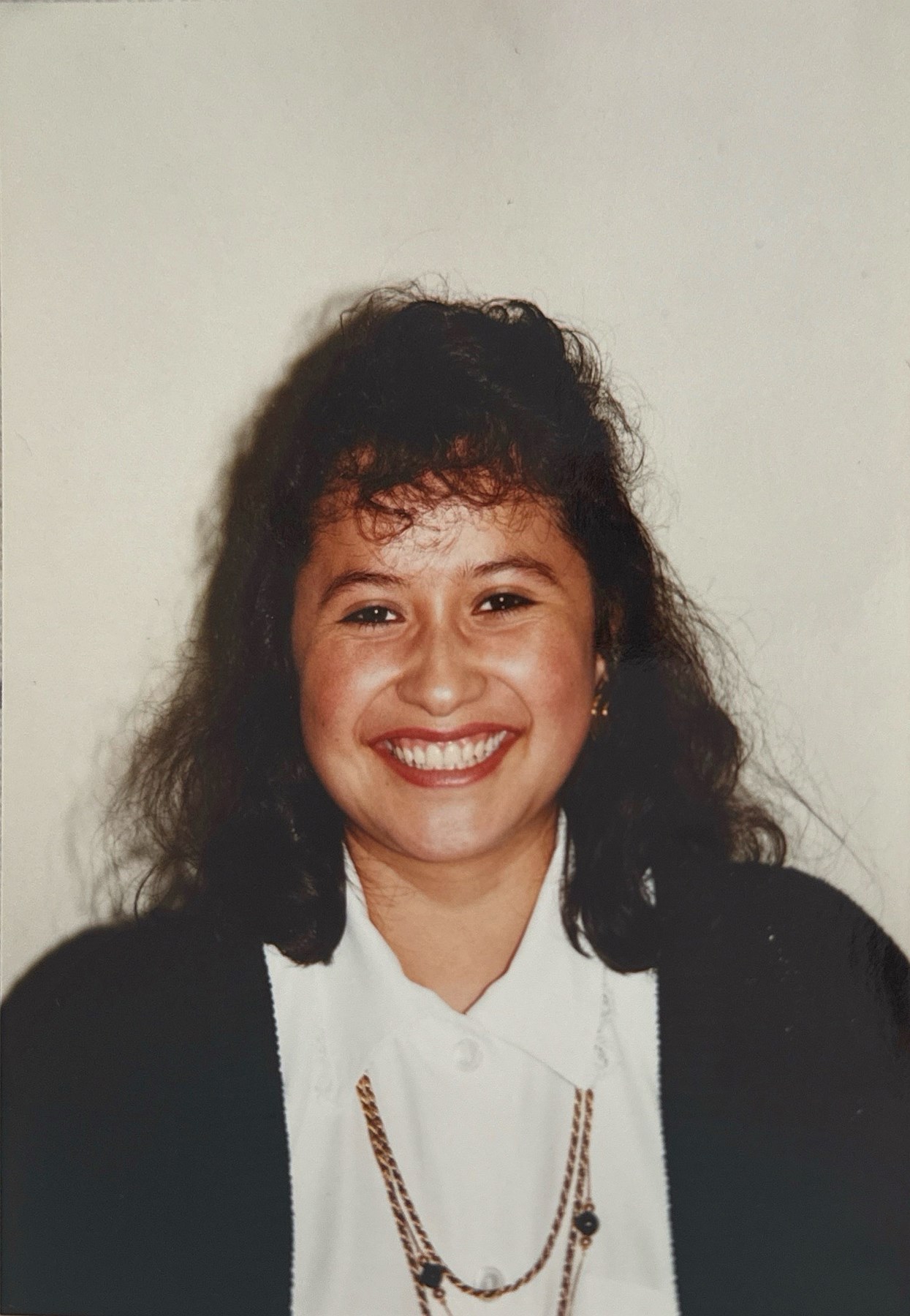 Obituary of Valbina Meneces