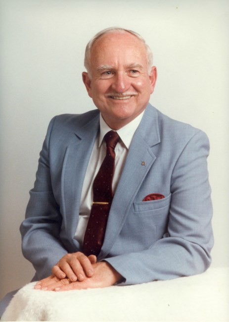 Obituary of Dr. Oscar Albrecht Brinckmann