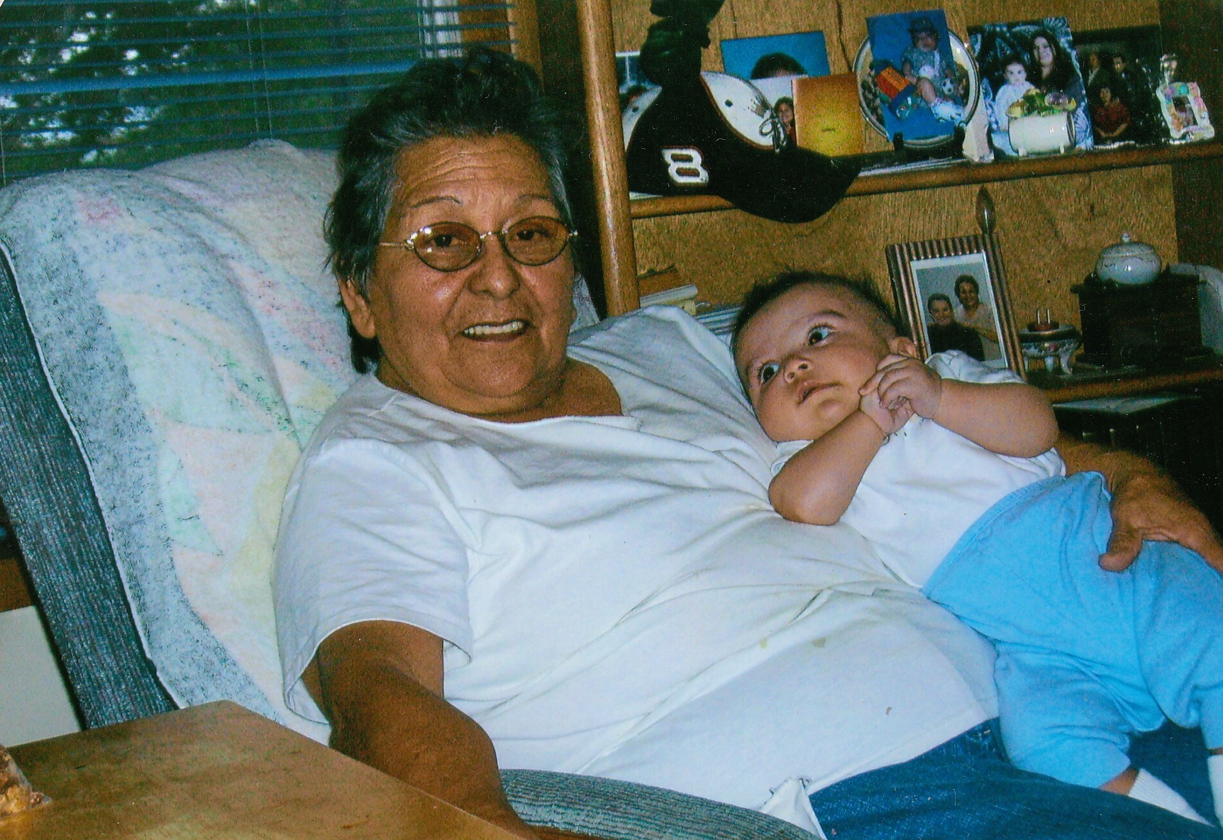 Obituary of Maria V. Salinas