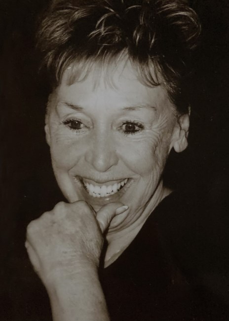  Obituario de Joyce Elaine Mead