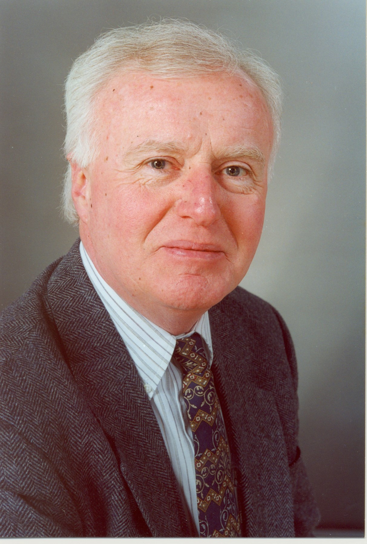 Obituary of Lawrence G. O'Neill