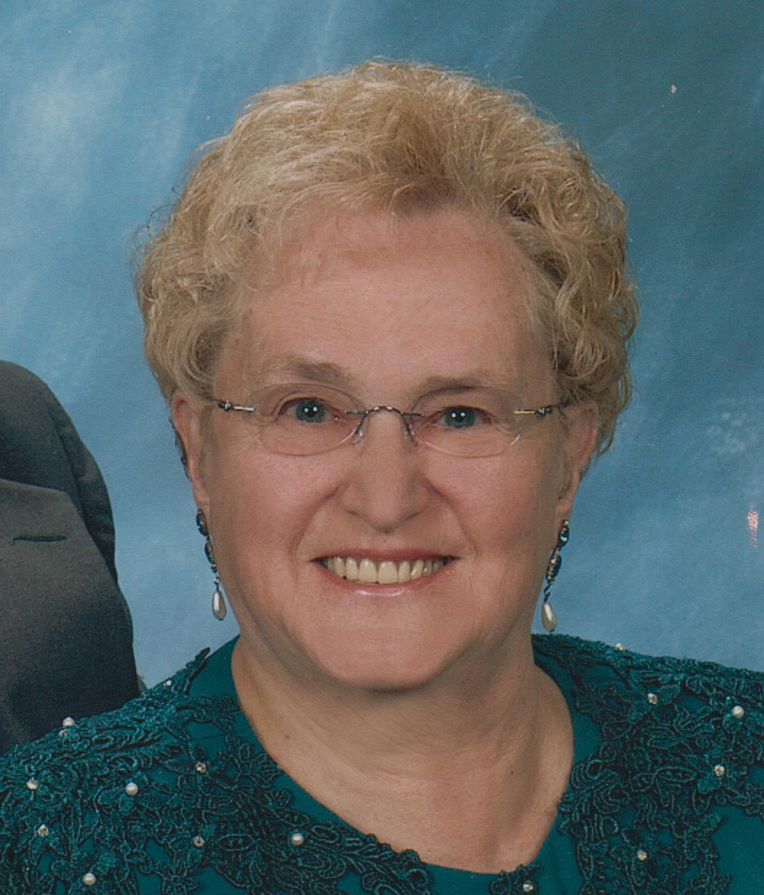 Obituary of Jeanne D'Arc P. Beauchesne