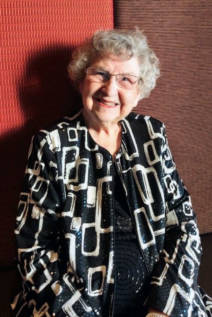 Obituary of Elizabeth Jane Paparodis