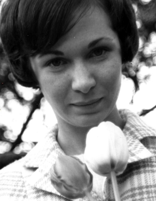 Obituario de Deborah Ann Wolf Simon