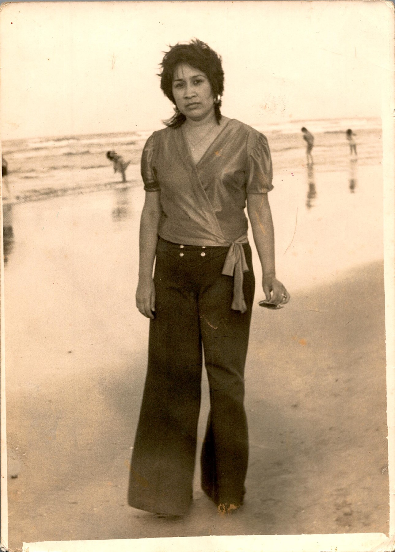 Obituary of Alicia Paredes