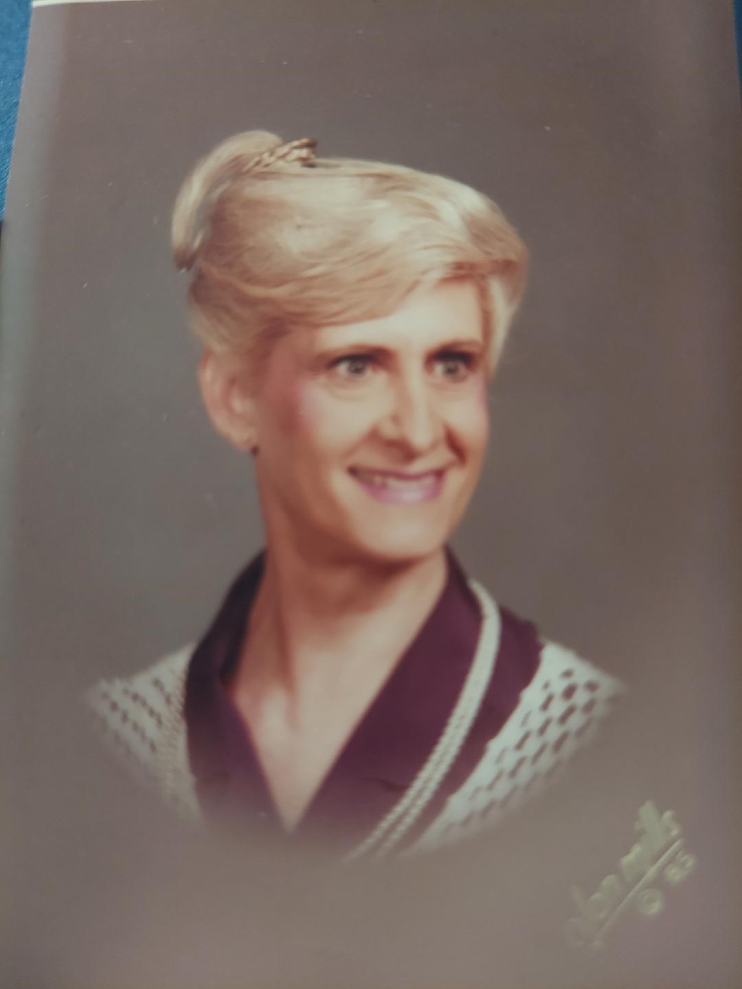 Obituary of Joyce Gwinette Snedegar