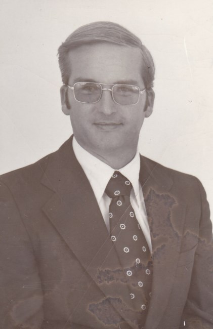 Obituary of Donald Clinton Howe