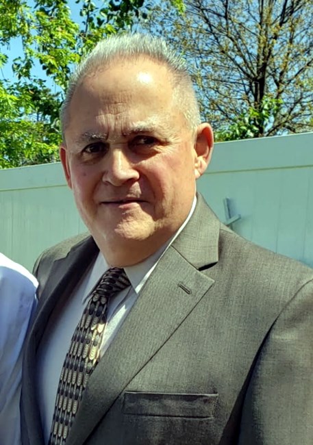 Obituario de John L Tweed