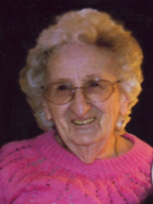 Obituario de Annie Margaret West