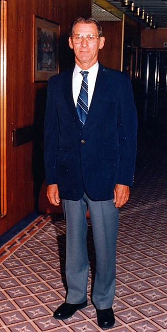 Obituary of Carlton Eugene Renfroe Jr.