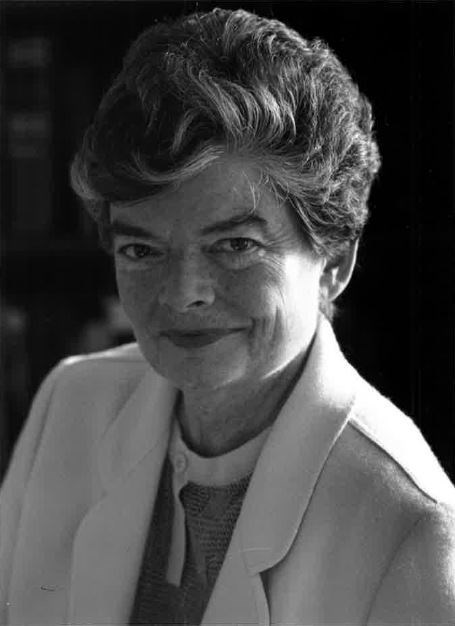 Obituario de Dr. Ruth Elizabeth Alison