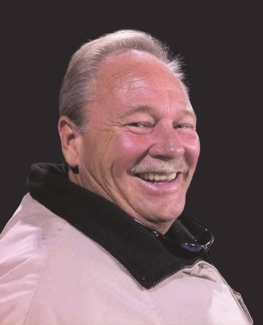 Obituary of Robert Vinson Hollis