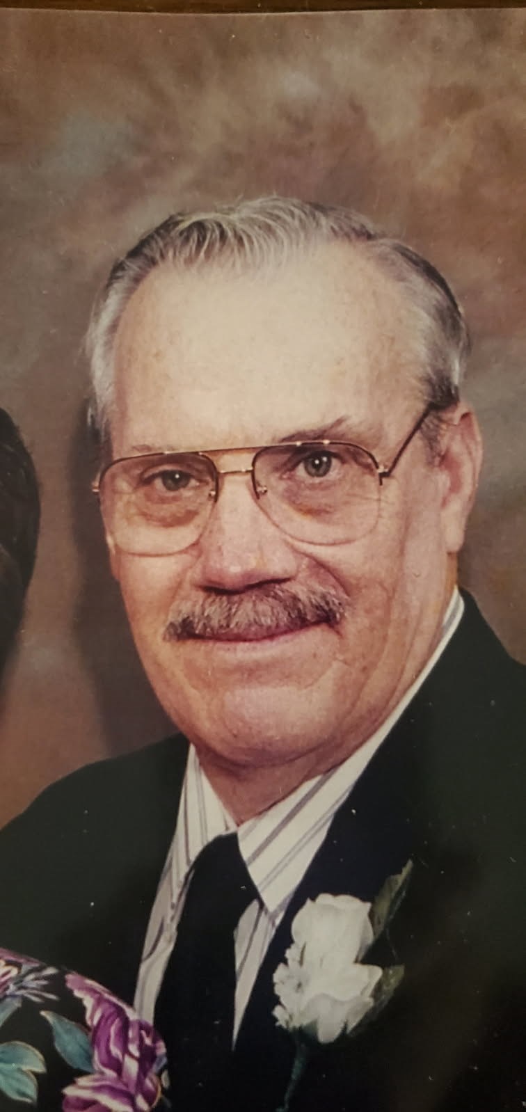 Obituary of Raymond Shoemaker