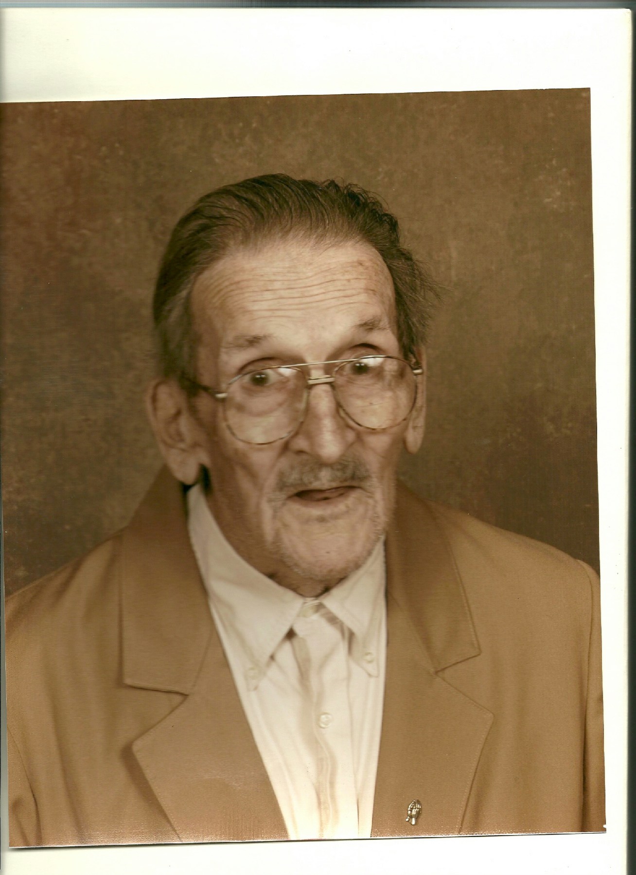 Obituary of Harvey Snyder