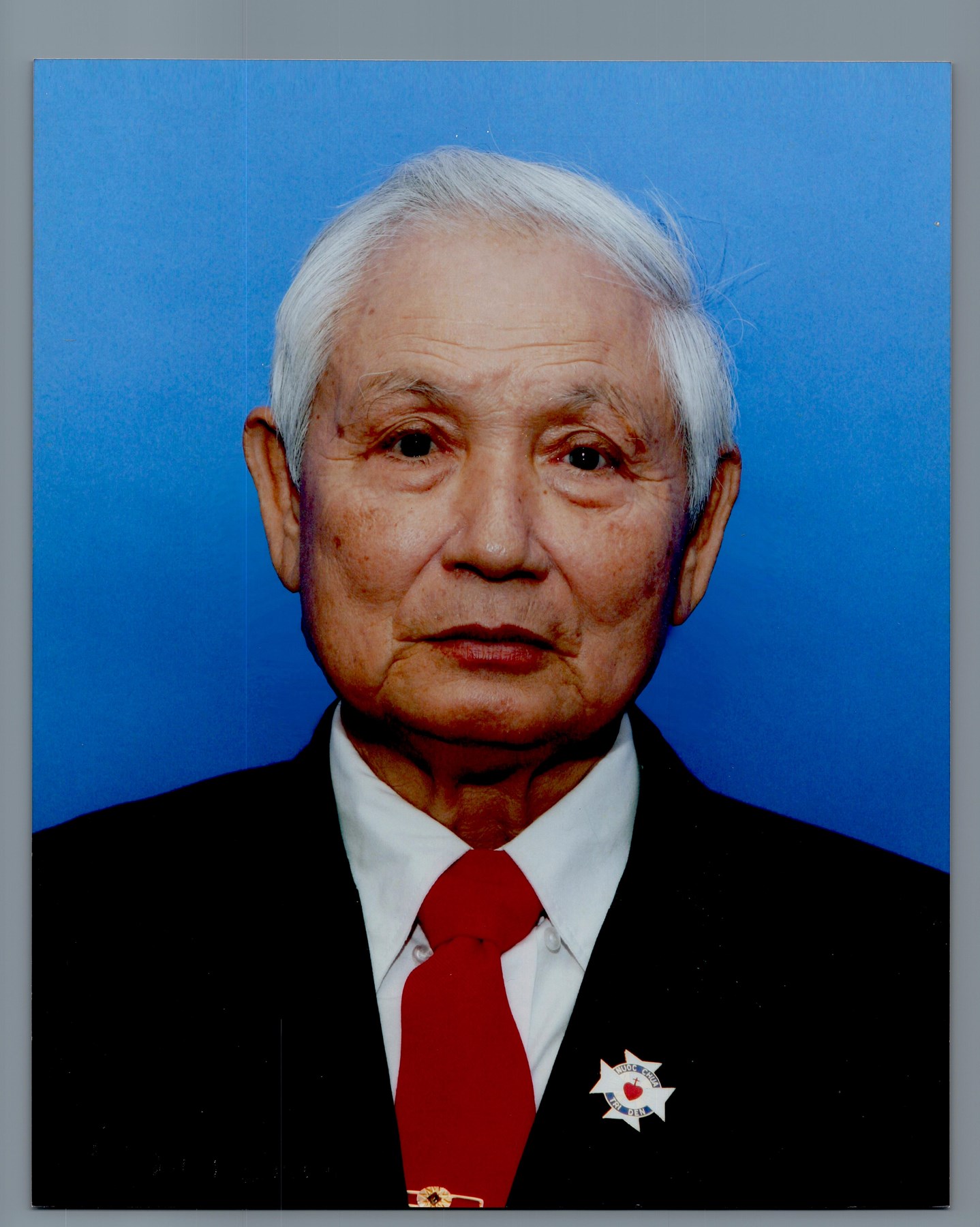 Obituary of Nhan Huu Nguyen